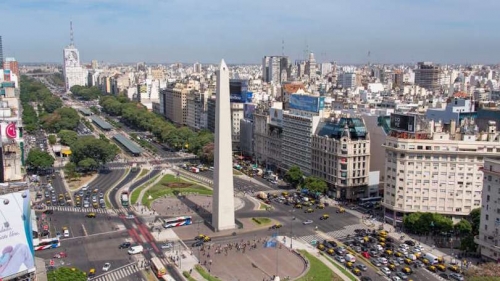 Tuck MBA students worked in Buenos Aires on their OnSite Global Consulting Project.